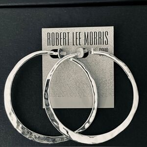 NWT ROBERT LEE MORRIS SOHO Large Hammered Hoop Earrings